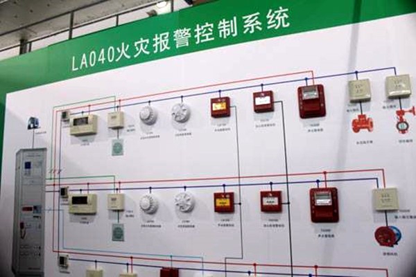 出現火警時，樓宇控制系統(tǒng)如何快速做出反應？